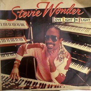 Stevie Wonder – Love Light In Flight Vinyl 7" 45 RPM Motown – 1769 MF